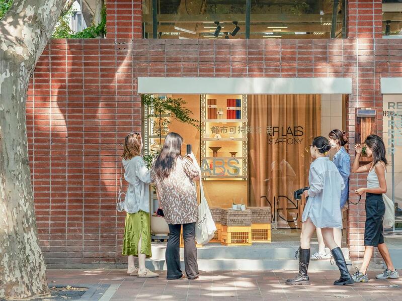 1704250272402899.jpg bbb1c24210d74f13a9e6d893ed20233d.jpg