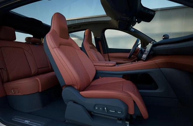 1704261387518856.jpg 8egaYDXb.jpg